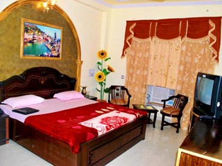 Rishabh Resort